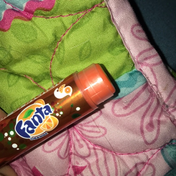 Lip smacker - Picture 3 of 3